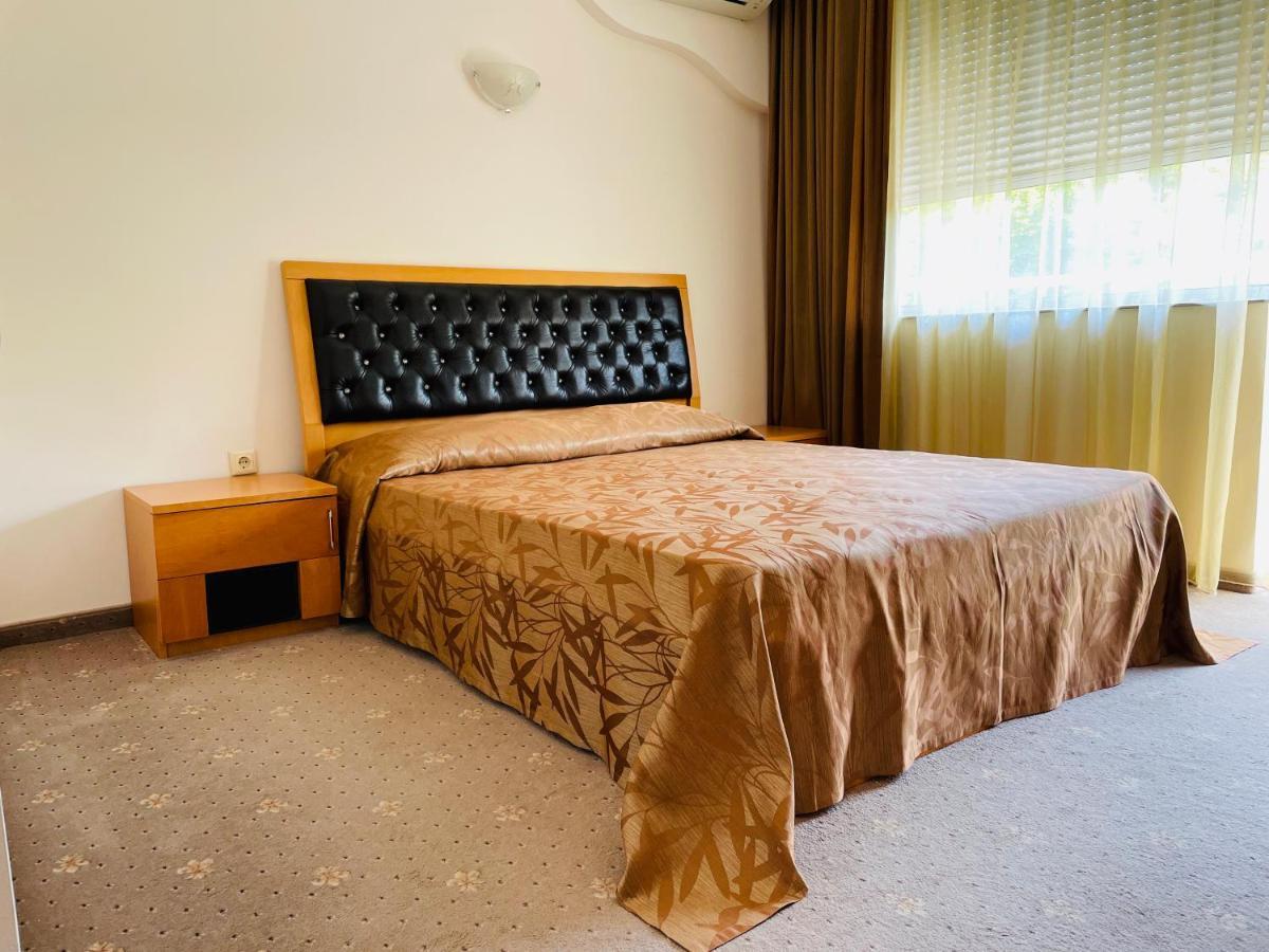 Hotel Incognito Pomorie Eksteriør billede